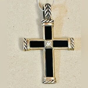 925 St. Silver With Onyx Christian Jesus Christ Cross Catholic Crucifix/ Amulet